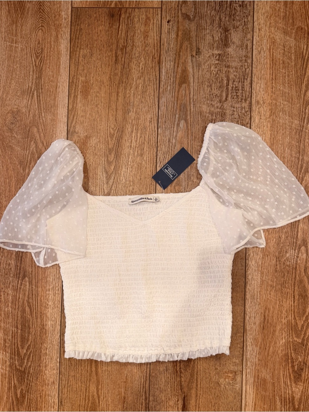 Abercrombie & Fitch White Swiss Dot Puff Sleeve Crop